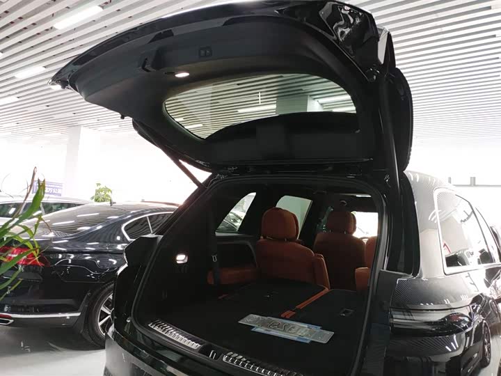 Фото 19 - LiXiang L8