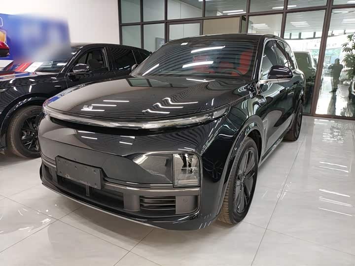 Фото 2 - LiXiang L8