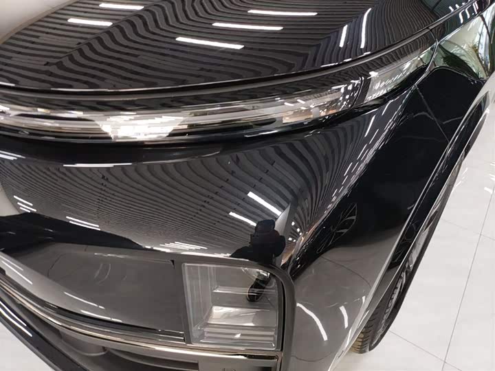 Фото 24 - LiXiang L8