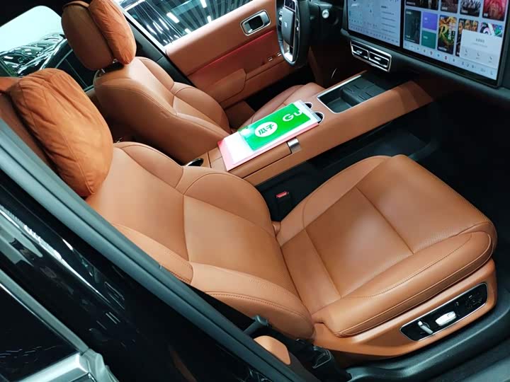 Фото 25 - LiXiang L8