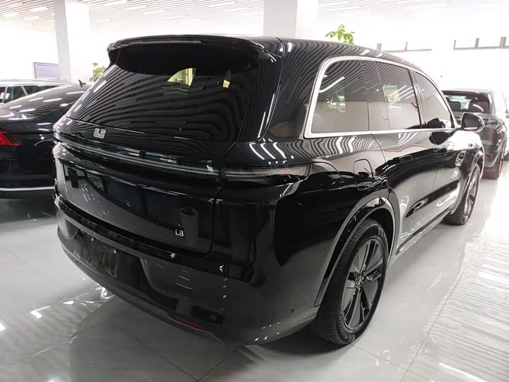 Фото 7 - LiXiang L8