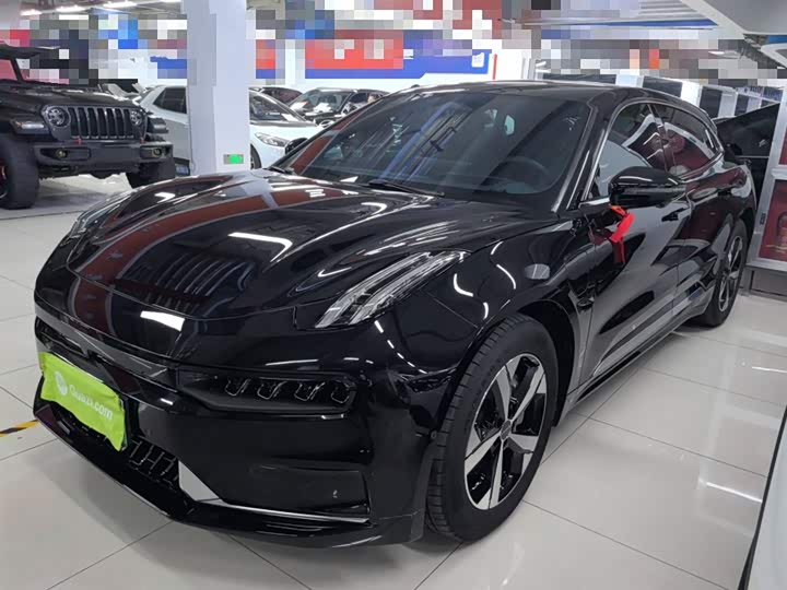 Фото 2 - Zeekr 001