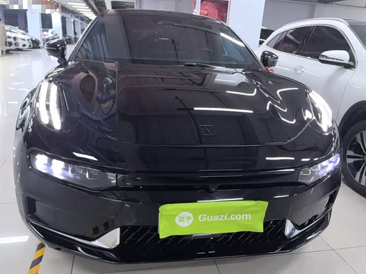 Фото 3 - Zeekr 001