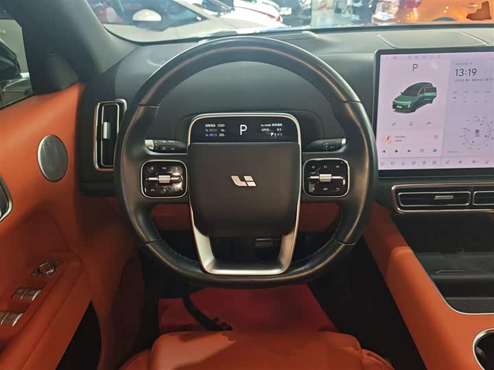 Фото 11 - LiXiang L8