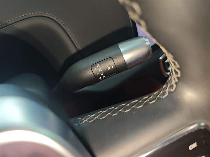 Фото 14 - LiXiang L8