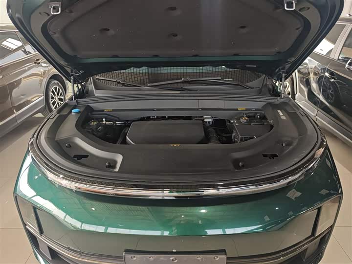 Фото 20 - LiXiang L8