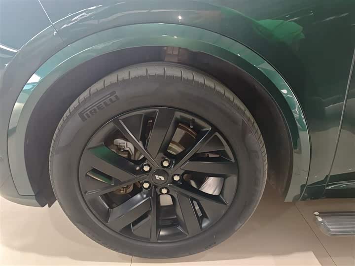 Фото 23 - LiXiang L8