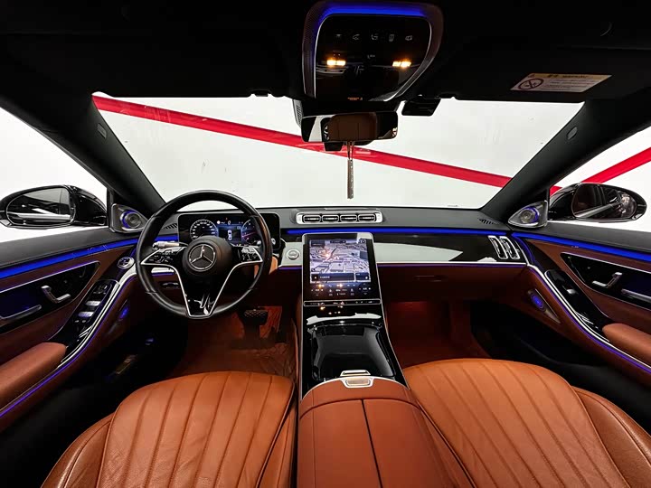 Фото 11 - Mercedes-Benz S-Class