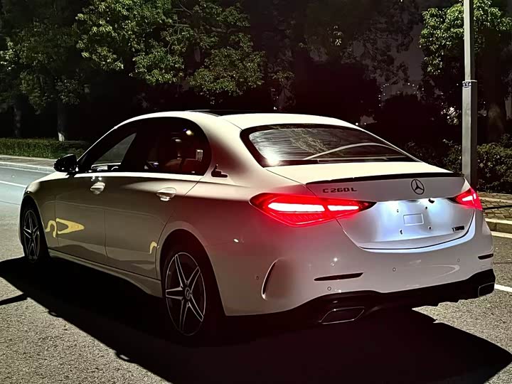 Фото 7 - Mercedes-Benz C-Class