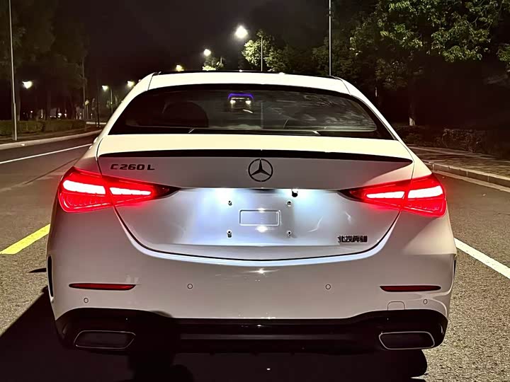 Фото 8 - Mercedes-Benz C-Class