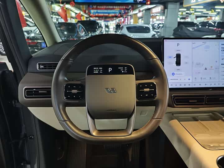 Фото 9 - LiXiang Mega