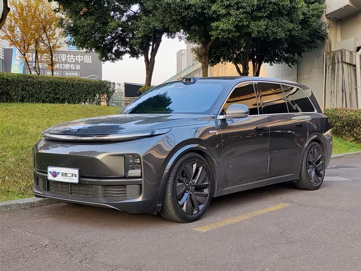 Фото 1 - LiXiang L9