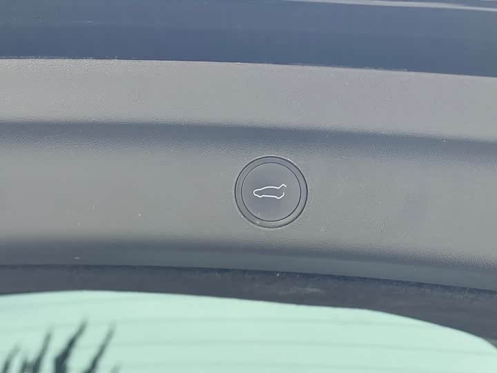 Фото 9 - Tesla Model Y