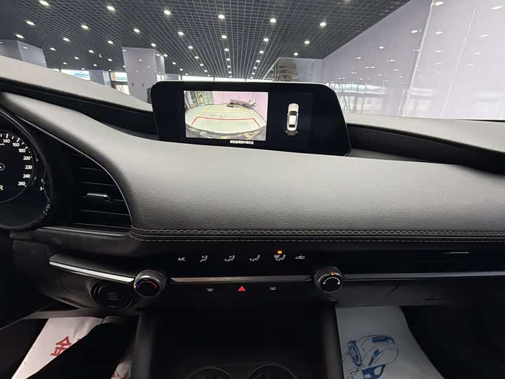 Фото 12 - Mazda 3 (Axela)