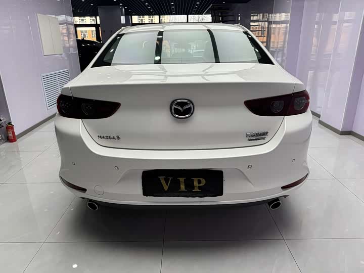 Фото 5 - Mazda 3 (Axela)