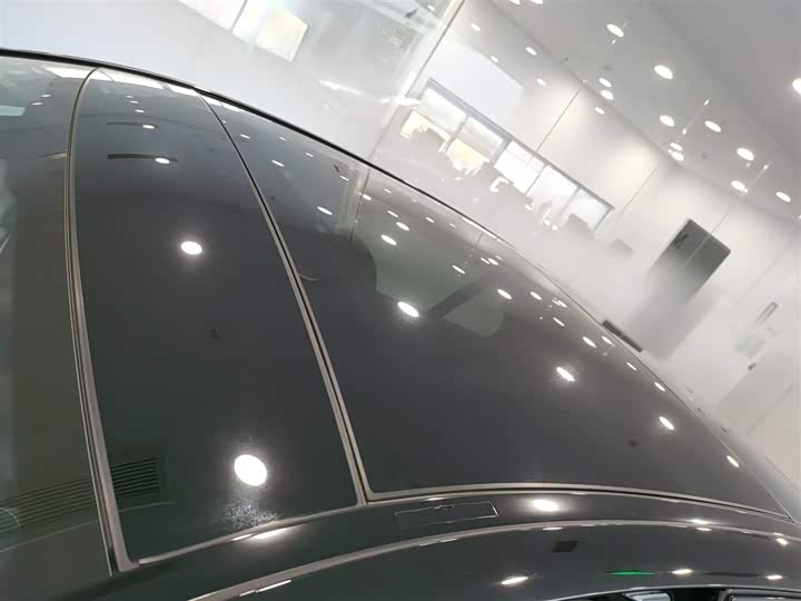 Фото 27 - Mercedes-Benz E-Class