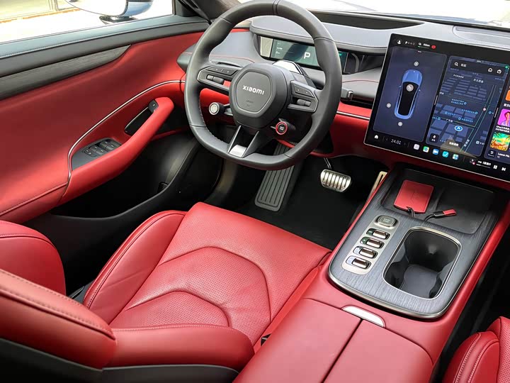 Фото 10 - Xiaomi SU7