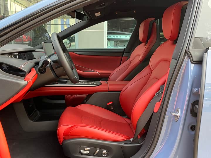 Фото 5 - Xiaomi SU7