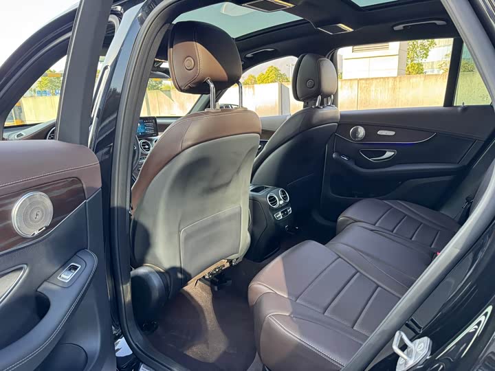 Фото 8 - Mercedes-Benz GLC-Class