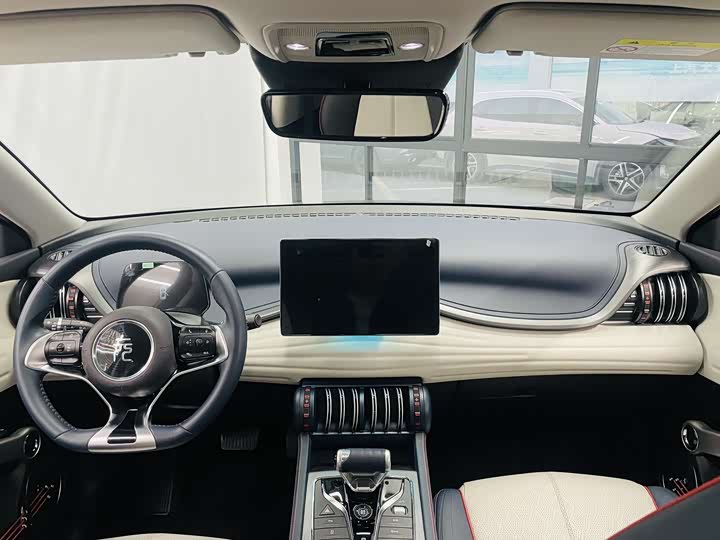 Фото 7 - BYD Yuan Plus