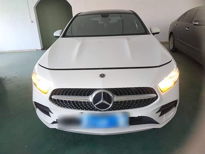 Фото 3 - Mercedes-Benz A-Class