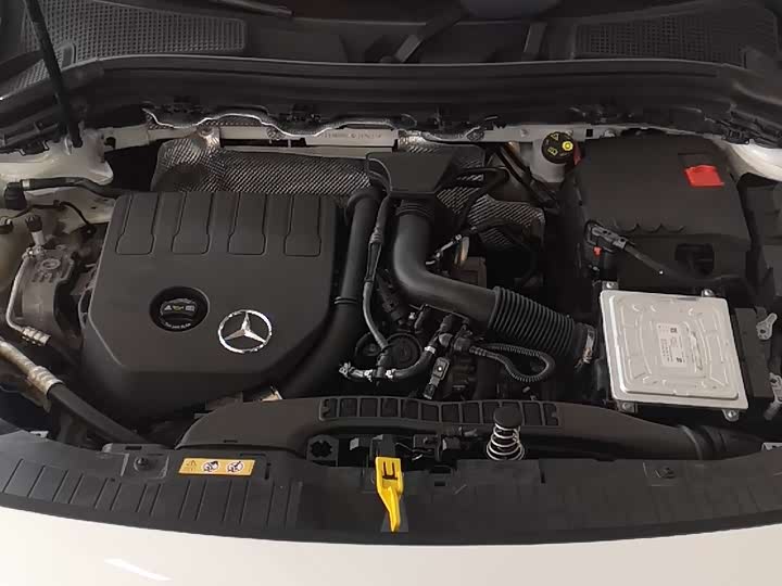 Фото 15 - Mercedes-Benz GLA-Class
