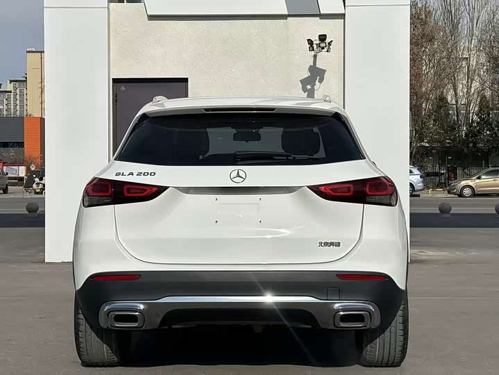 Фото 9 - Mercedes-Benz GLA-Class