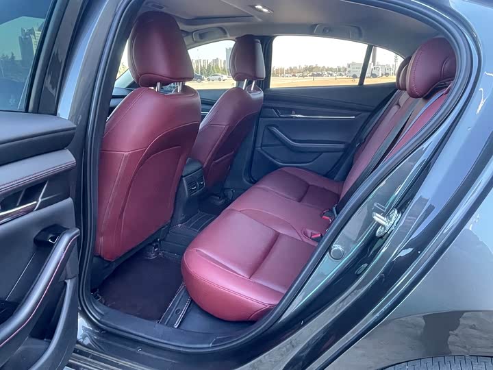 Фото 8 - Mazda 3 (Axela)