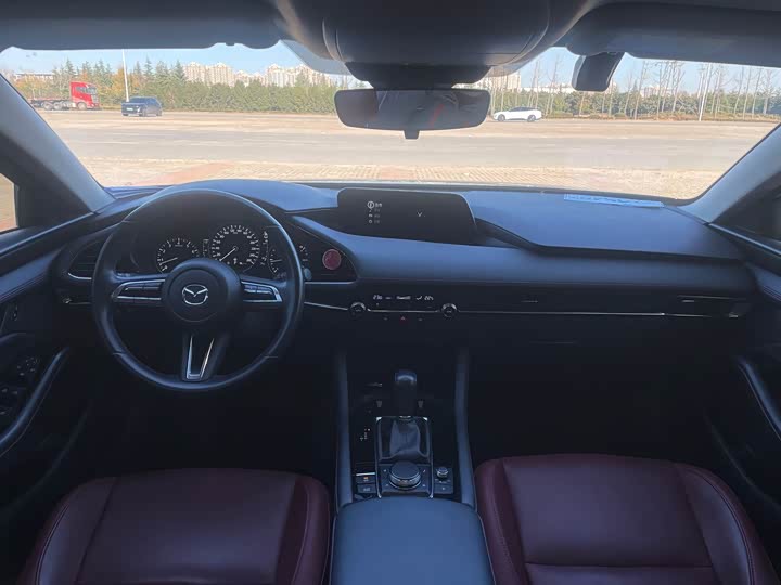 Фото 9 - Mazda 3 (Axela)