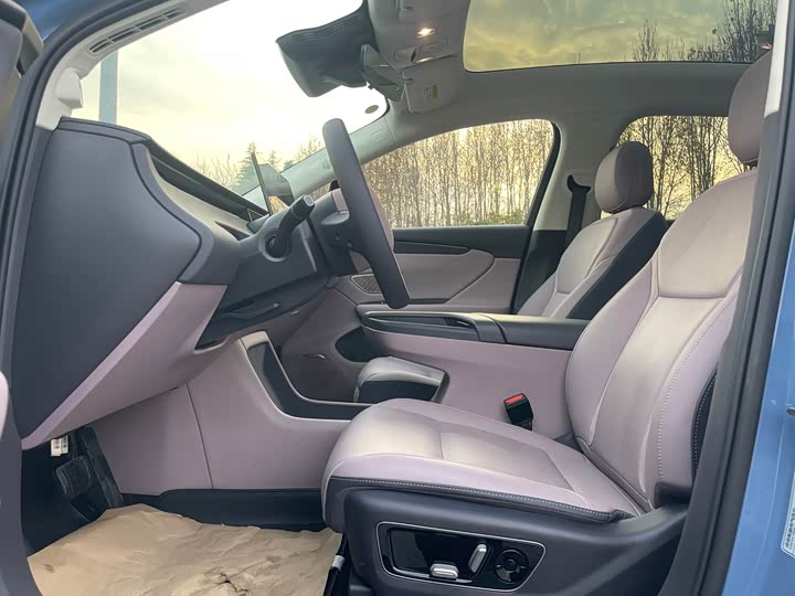 Фото 5 - Hongqi EHS5 (Tiangong 06)