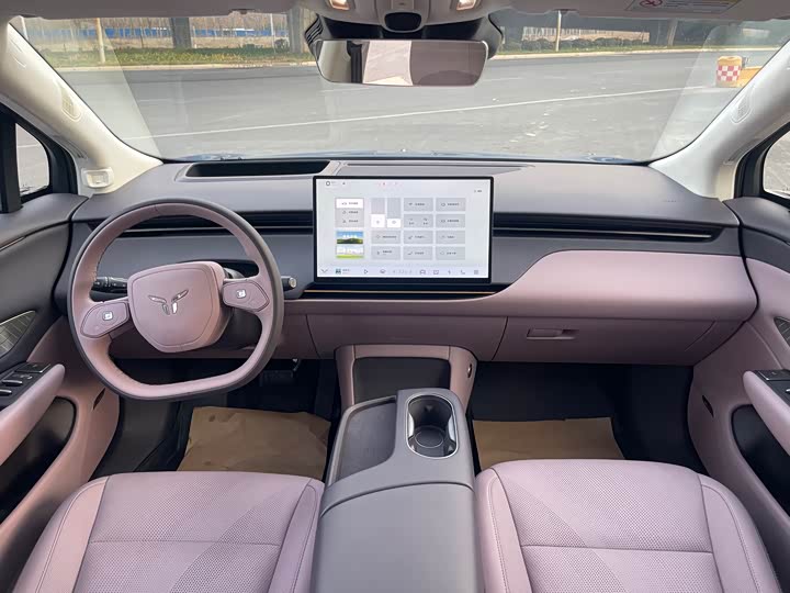 Фото 9 - Hongqi EHS5 (Tiangong 06)