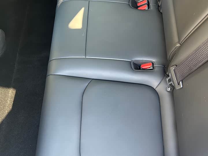 Фото 15 - Tesla Model Y