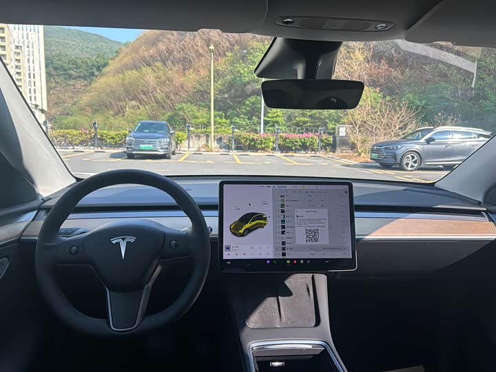 Фото 23 - Tesla Model Y