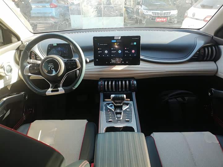 Фото 10 - BYD Yuan Plus