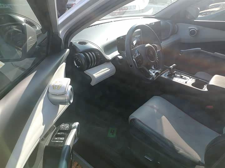 Фото 16 - BYD Yuan Plus