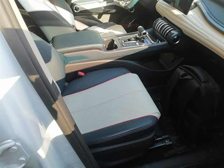 Фото 25 - BYD Yuan Plus