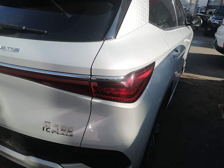 Фото 8 - BYD Yuan Plus