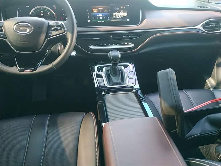 Фото 14 - GAC Trumpchi M6