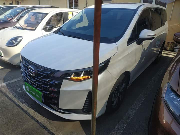 Фото 2 - GAC Trumpchi M6