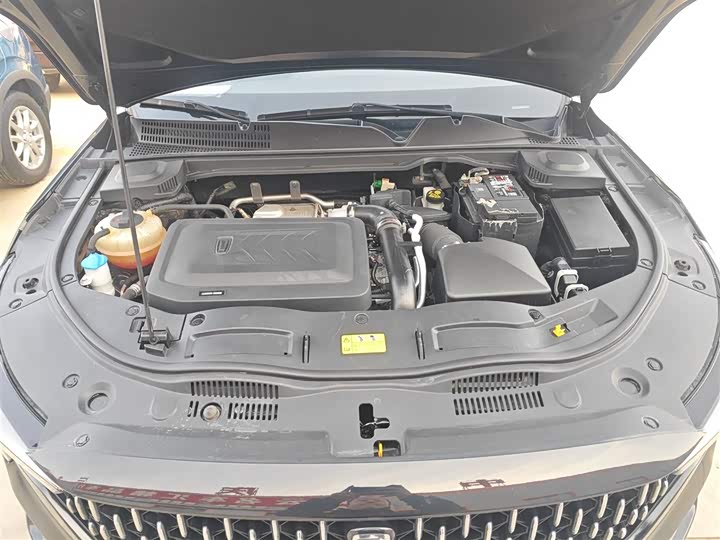 Фото 20 - Bestune B70