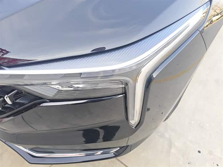 Фото 24 - Bestune B70