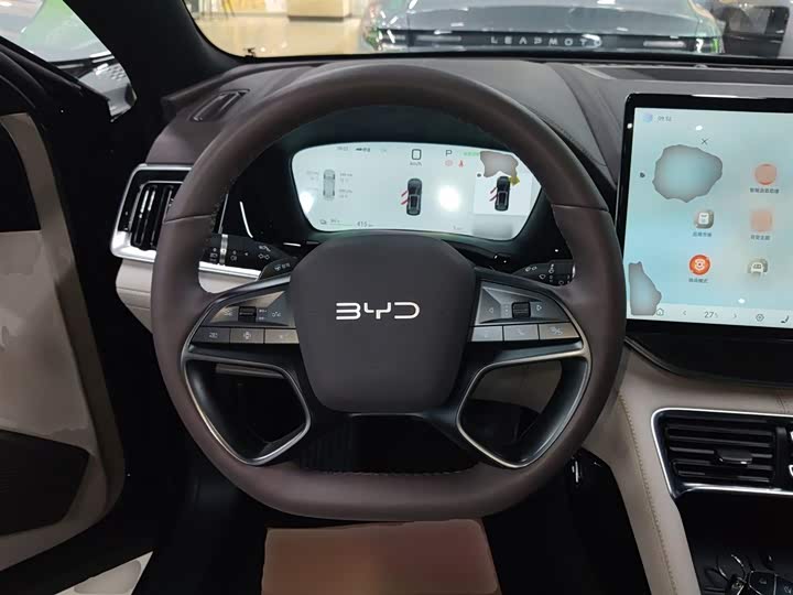 Фото 11 - BYD Song Plus Hybrid/EV