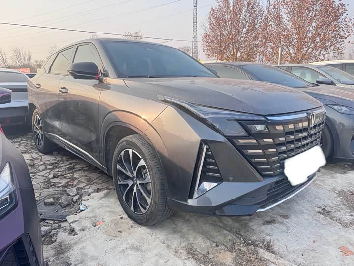 Фото 3 - Changan UNI-Z Hybrid