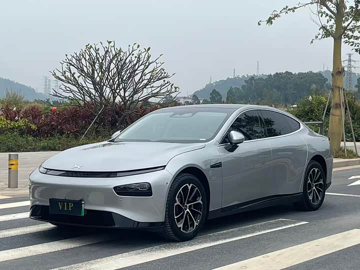 Фото 1 - XPeng P7