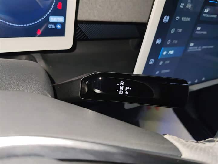 Фото 6 - BAIC Arcfox Kaola