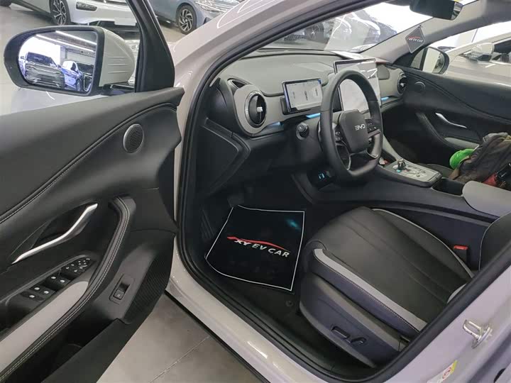 Фото 13 - BYD Sea Lion 05 DM-i Hybrid