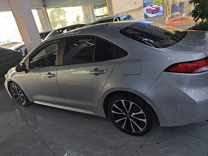 Фото 5 - Toyota Levin