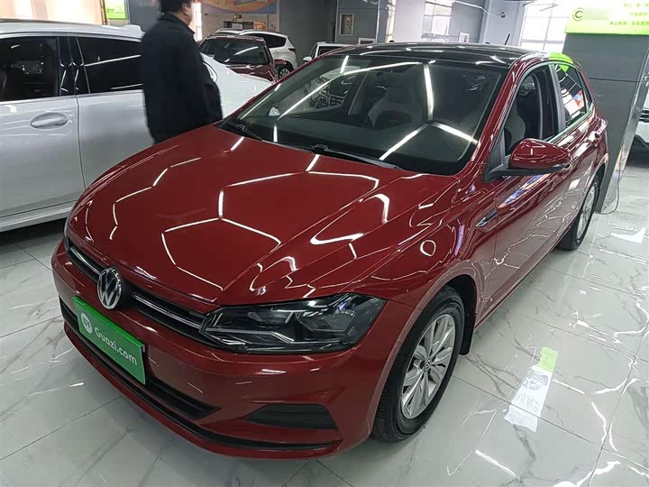 Фото 2 - Volkswagen Polo