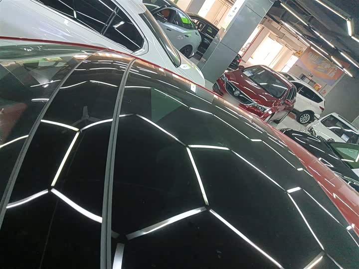 Фото 27 - Volkswagen Polo