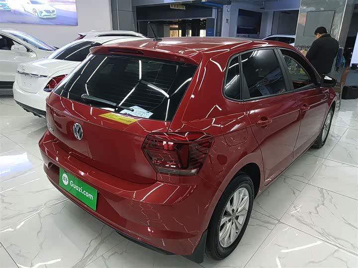 Фото 7 - Volkswagen Polo